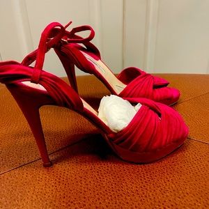 Brian Atwood Suede Fushia sandal